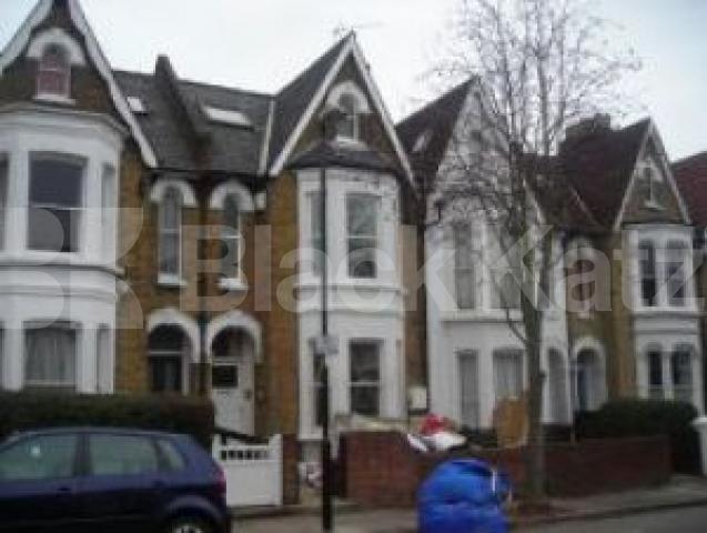 			New Instruction, 3 Bedroom, 1 bath, 1 reception Flat			 Yerbury Road, Tufnell Park